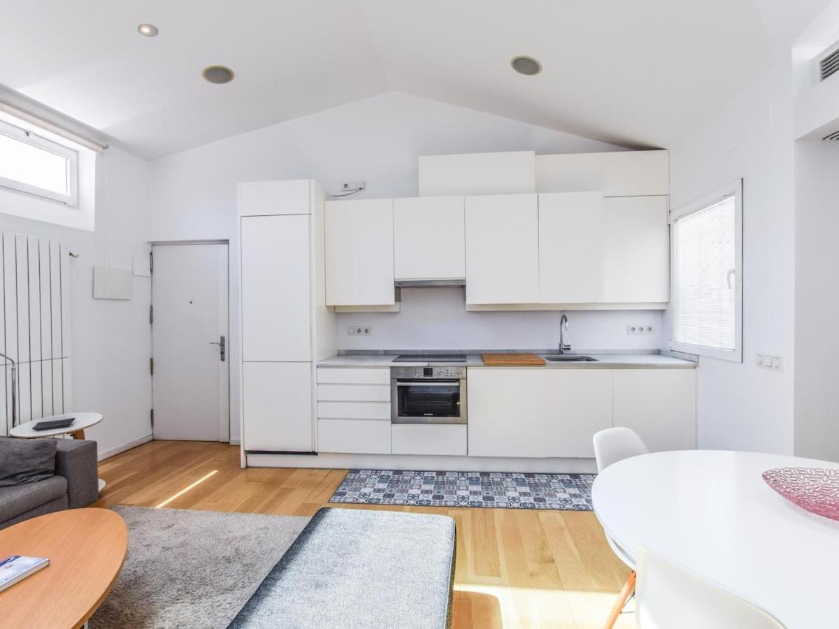 Apartamento De Diseno De Lujo En Lavapies Alquiler Temporal Madrid Extérieur photo