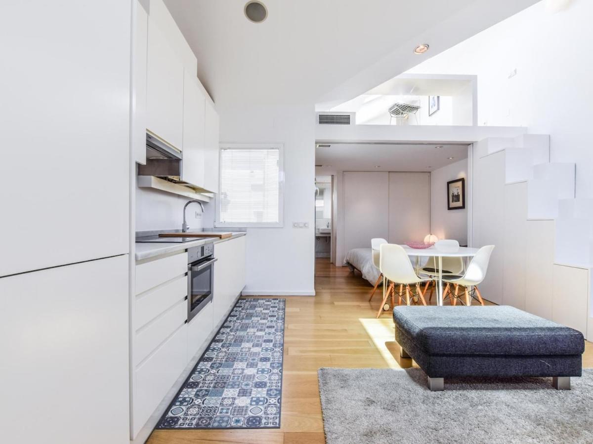 Apartamento De Diseno De Lujo En Lavapies Alquiler Temporal Madrid Extérieur photo