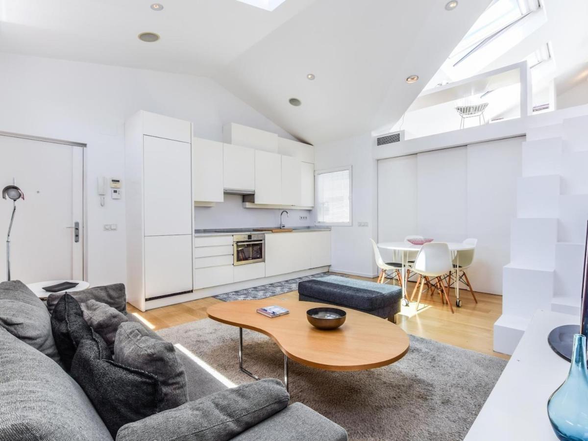 Apartamento De Diseno De Lujo En Lavapies Alquiler Temporal Madrid Extérieur photo